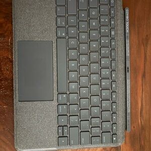 Logitech Combo Touch for iPad 7th,8th,9th Gen